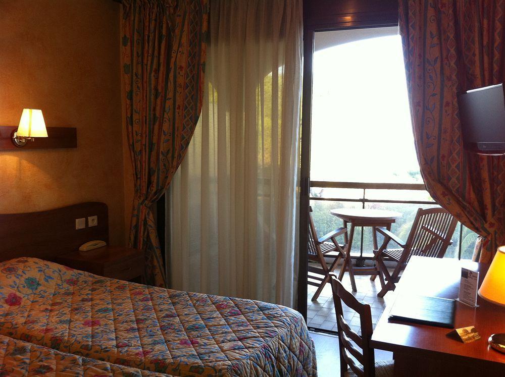 Hotel Bahia Villeneuve-Loubet Zewnętrze zdjęcie