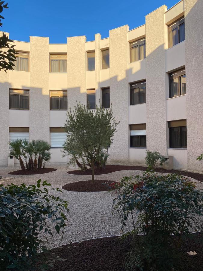 Hotel Bahia Villeneuve-Loubet Zewnętrze zdjęcie